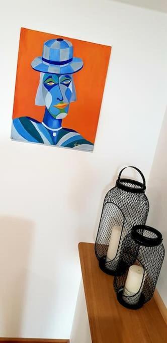 Cosy Burgundy Apartment โบน ภายนอก รูปภาพ